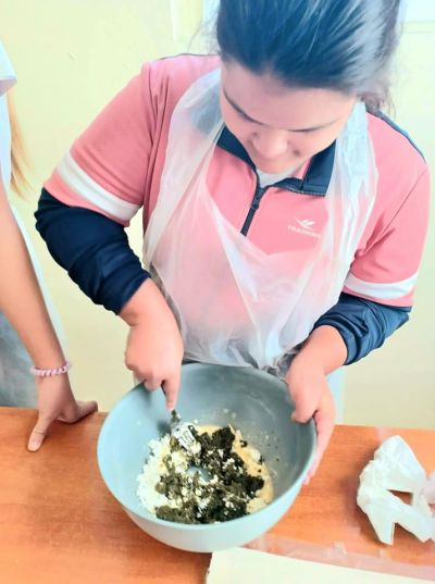 Баница със спанак, сирене и масло  2