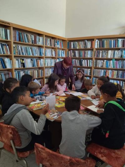 книгата  - ОбУ Васил Левски - Тенево